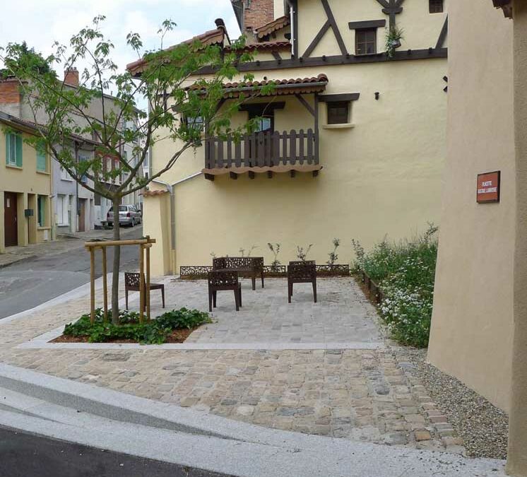 PLACE GUSTAVE LABROSSE
